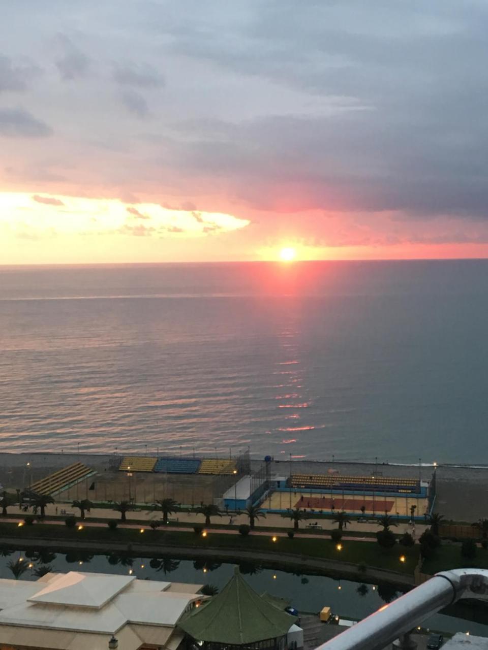 Best_In_Batumi 1 Εξωτερικό φωτογραφία